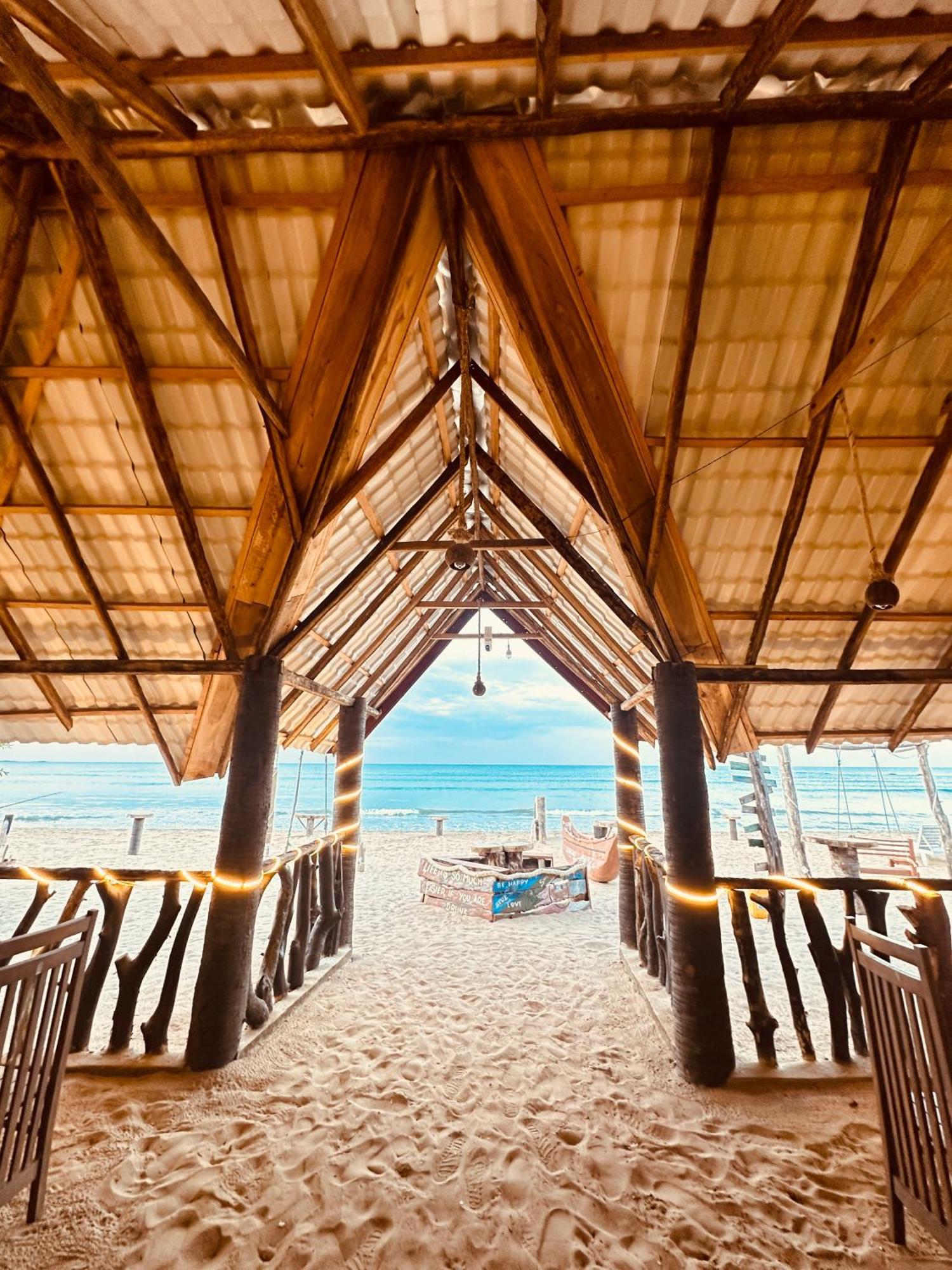 Surfing Beach Nilaveli Trincomalee Esterno foto