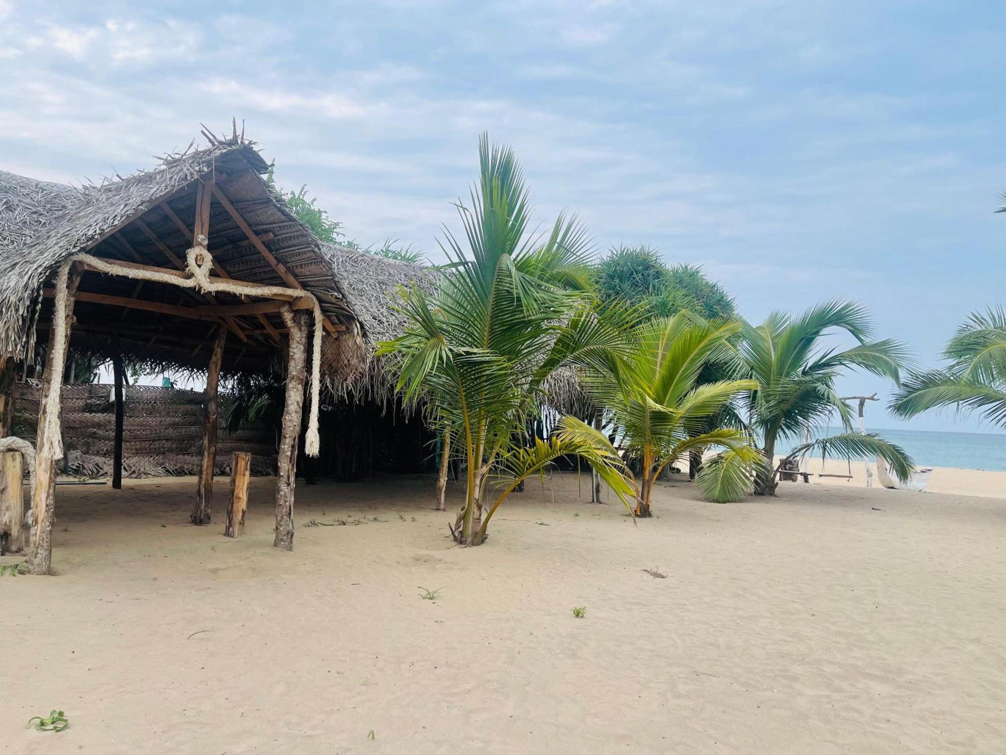Surfing Beach Nilaveli Trincomalee Esterno foto